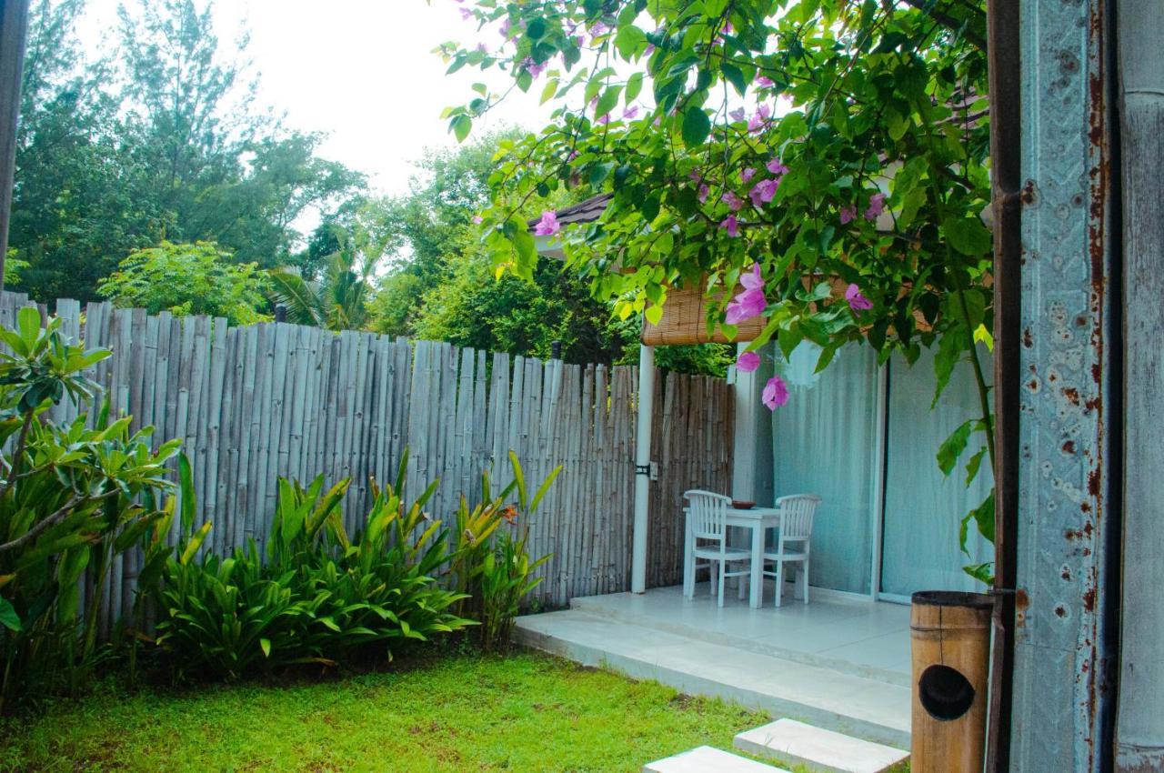 Villa Samalas Resort And Restaurant Gili Meno Bagian luar foto